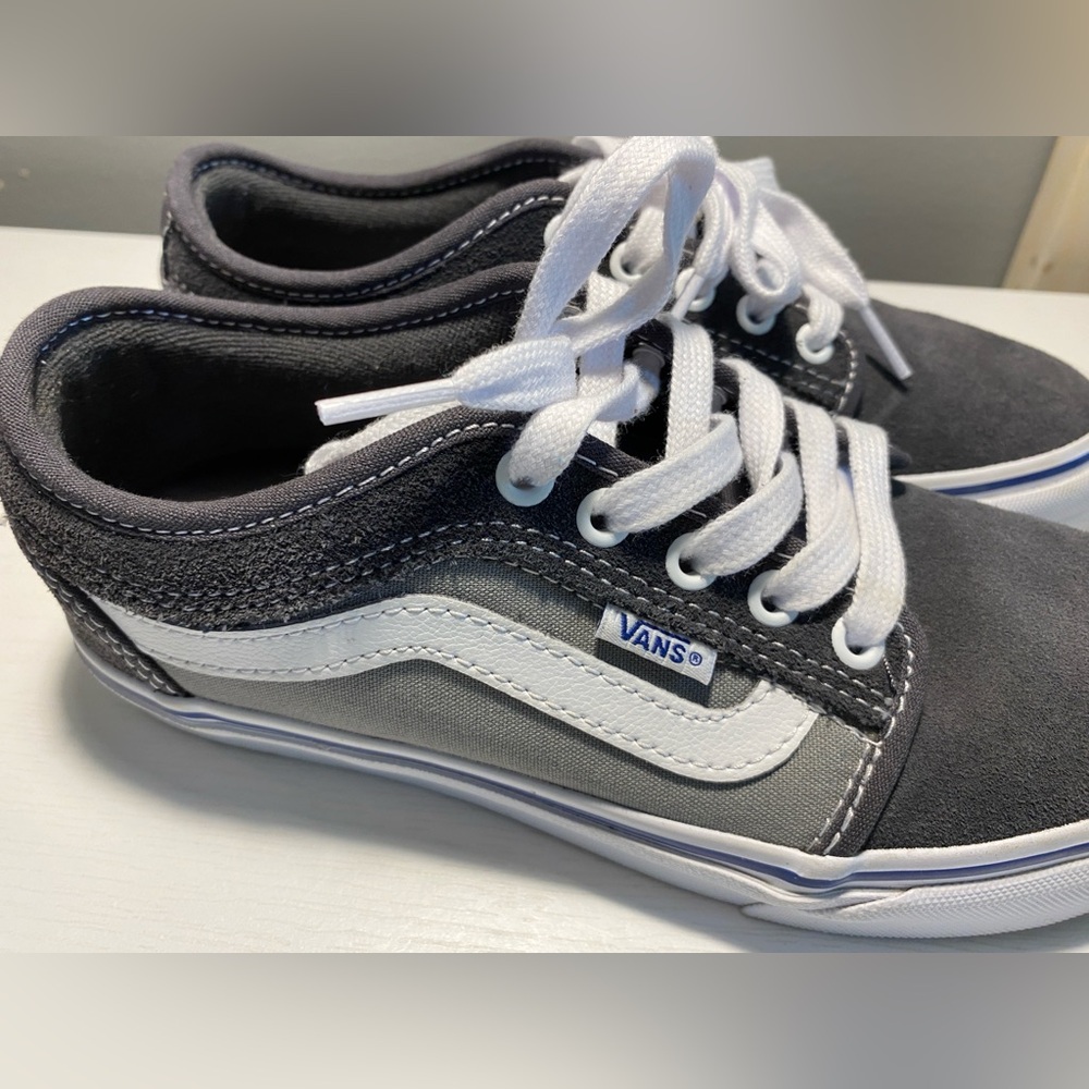 Vans Chukka Low Sidestripe Men’s Size 6.5